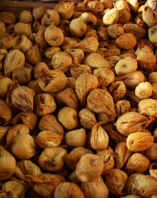 I Nostri Prodotti fichi secchi biologici nella cannizza Massaru Peppi